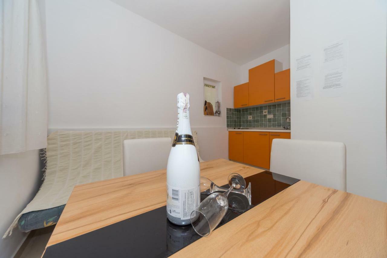 Diana & Josip Apartment Biograd Na Moru