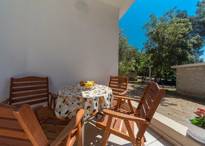 Apartments Diana & Josip